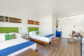 St. Clair Motor Lodge