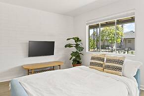 Lovely 1-bedroom condo in Biltmore