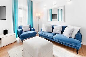 Charming Bright Apartment in Lisbon