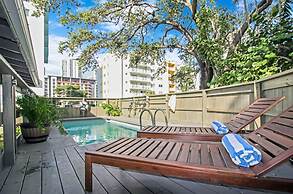 Roami at Downtown Retreat