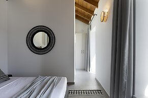 Lichnos Luxury Studio