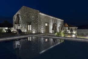 Lichnos Luxury Suites Stoa