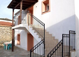 Nikolaou Apartments Upper Floor