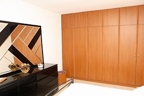 Nikolaou Apartments Upper Floor