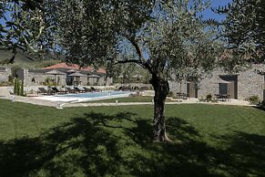 Lichnos Luxury Suite