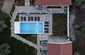 Lichnos Luxury Suite