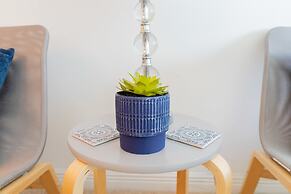 314s Nautical Beach Suite - 2 Beds!, Pools, Jacuzzi, Beach, Shops & Do