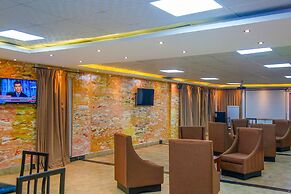 Midindi Hotel & Conference Center