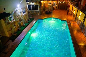 Midindi Hotel & Conference Center