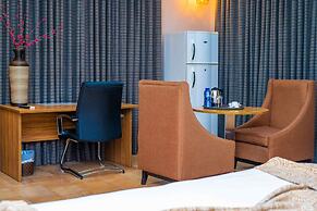 Midindi Hotel & Conference Center