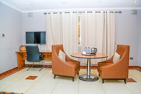 Midindi Hotel & Conference Center