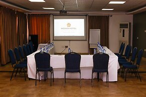 Midindi Hotel & Conference Center