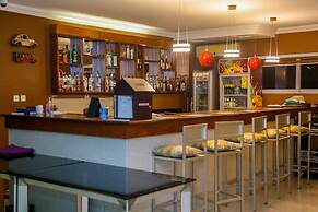 Midindi Hotel & Conference Center