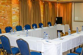 Midindi Hotel & Conference Center