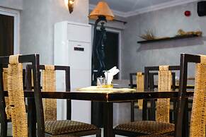 Midindi Hotel & Conference Center