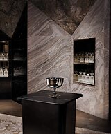 Kimpton Qiantan Shanghai by IHG