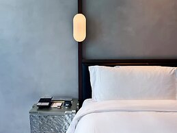 Kimpton Qiantan Shanghai by IHG