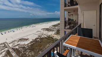 Phoenix East 1207 2 Bedroom Condo by Redawning