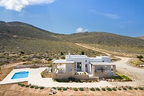 Thita Estate Suite With Private Pool