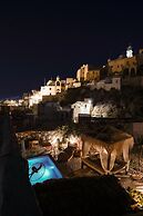 Rock Villas Santorini - Villa Legend Castle View Jacuzzi 130 sq m up t