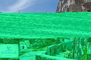 Rock Villas Santorini - Villa Legend Castle View Jacuzzi 130 sq m up t