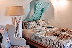 Rock Villas Santorini - Villa Legend Castle View Jacuzzi 130 sq m up t