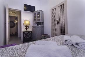 Rock Villas Santorini - Villa Legend Castle View Jacuzzi 130 sq m up t