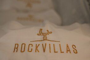 Rock Villas Santorini - Villa Legend Castle View Jacuzzi 130 sq m up t