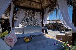 Rock Villas Santorini - Villa Legend Castle View Jacuzzi 130 sq m up t