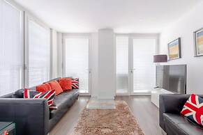 Modern 2BD Flat With a Balcony - Wandsworth