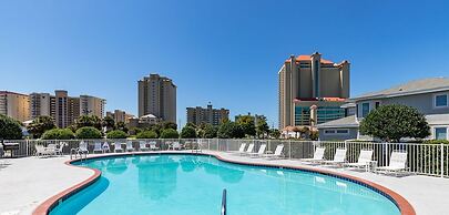 Romar Lakes 103e 2 Bedroom Condo by Redawning