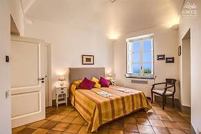 Villa Rococo - Luxury Period Villa With Pool and sea Views