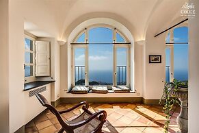 Villa Rococo - Luxury Period Villa With Pool and sea Views