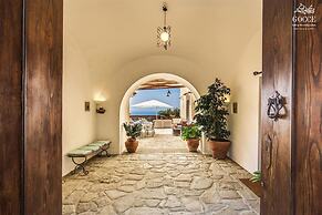 Villa Rococo - Luxury Period Villa With Pool and sea Views