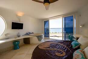 Villa Ocean Retreat in Placencia Village