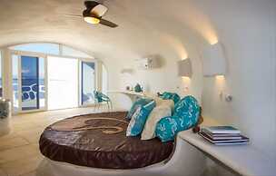 Turtle Studio in Placencia Village