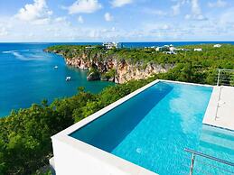 Lovely Villa in Iconic Little Bay Anguilla