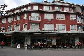 Whistler Village - Best Location - Spacious