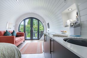 Woody's - 1 Bedroom Pod - Cold Inn