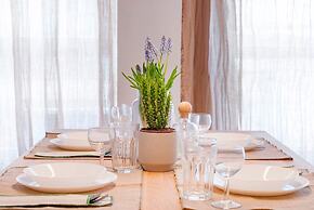 Royal Premium Apartment -120sq -common Terrace