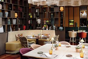 Crowne Plaza Madrid - Centre Retiro by IHG