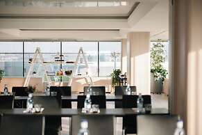 Crowne Plaza Madrid - Centre Retiro by IHG