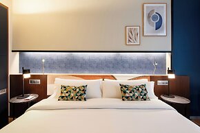 Crowne Plaza Madrid - Centre Retiro by IHG