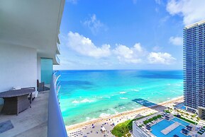 Luxury Beachfront Condo