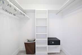 Luxury Beachfront Condo