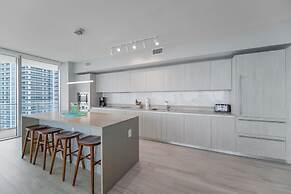 Luxury Beachfront Condo