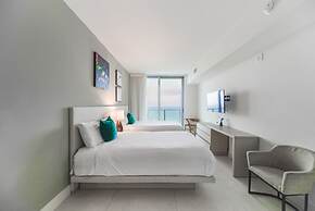 Luxury Beachfront Condo