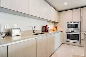 Luxury Beachfront Condo