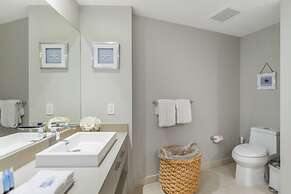 Luxury Beachfront Condo