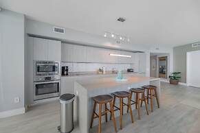 Luxury Beachfront Condo